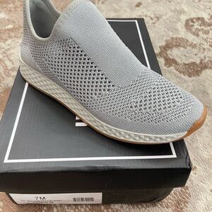 J/SLIDES Tiger Metallic Knit Size W7